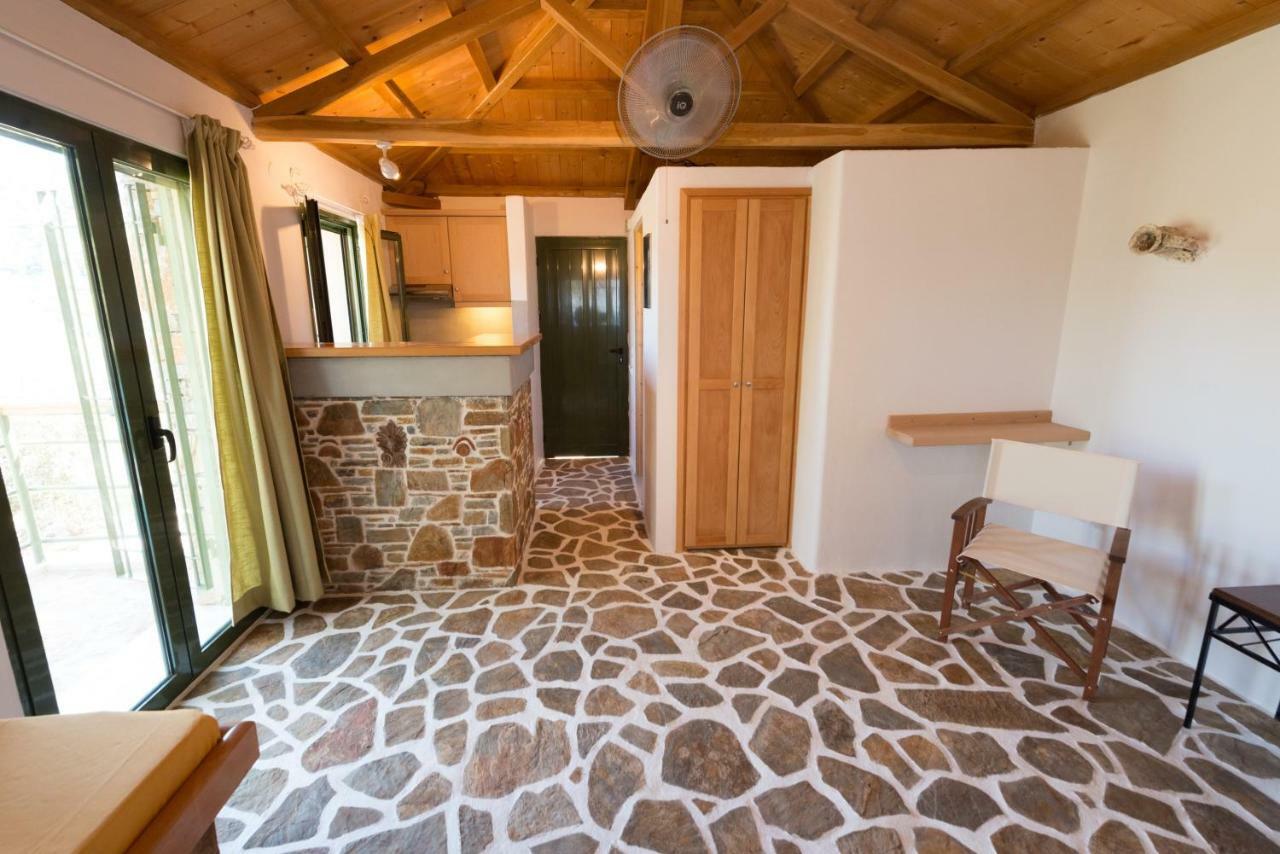 Casa Milos Stone Chalets Алонисос Экстерьер фото