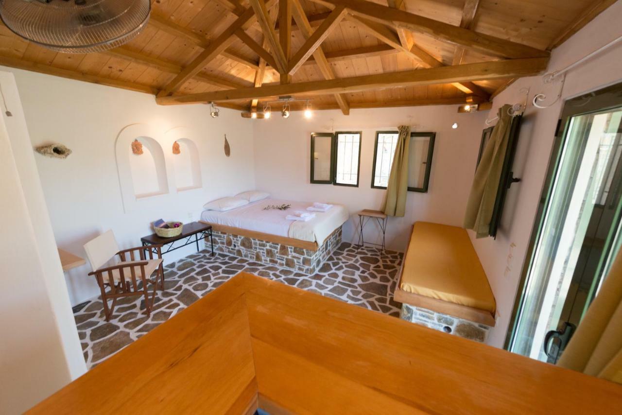 Casa Milos Stone Chalets Алонисос Экстерьер фото